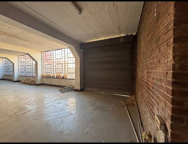 641M² WAREHOUSE TO LET IN WYNBERG
